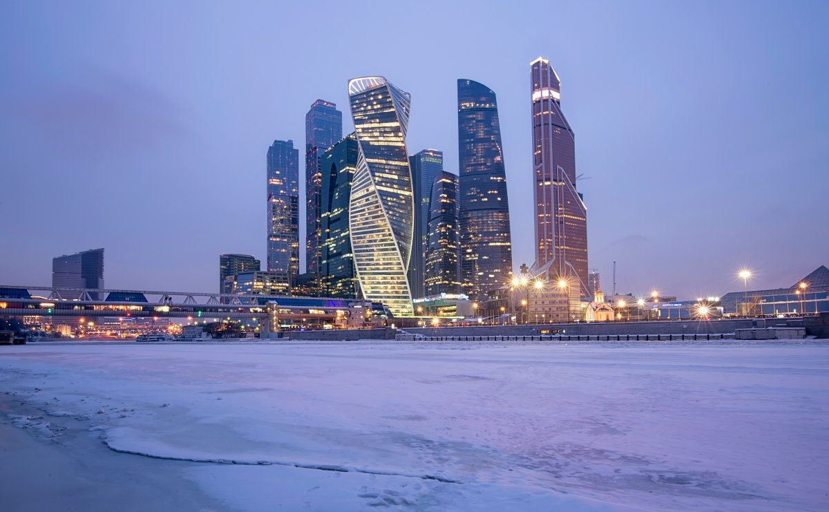 Зима в большом городе - Олег Пученков