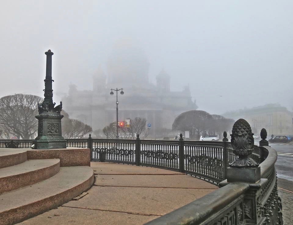 Туманным утром на Исаакиевской площади - Елена 