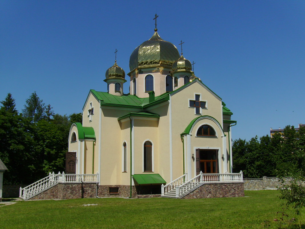 Православный   храм   в    Ивано - Франковске - Андрей  Васильевич Коляскин