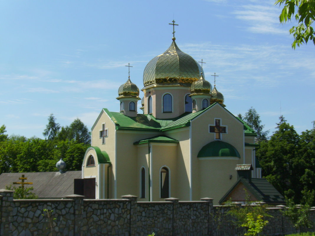 Православный   храм   в   Ивано - Франковске - Андрей  Васильевич Коляскин