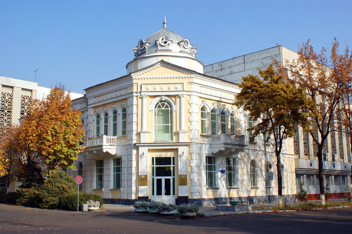Историческое здание - Mir-Tash 