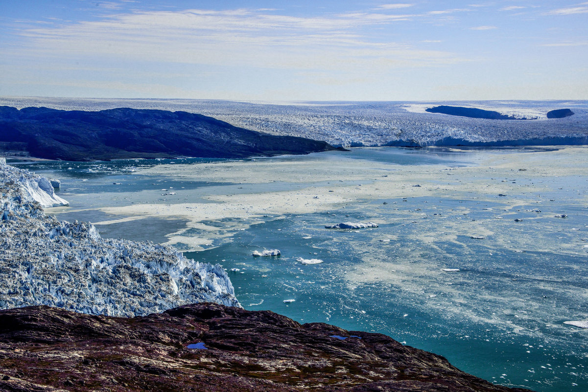 один ледник, второй ледник, но все соединяются в покрове Гренландии - Георгий А