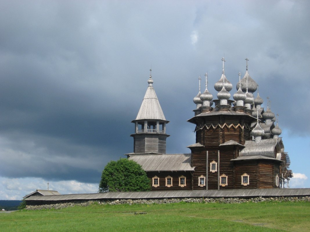 Преображенская Церковь в Кижах 1714