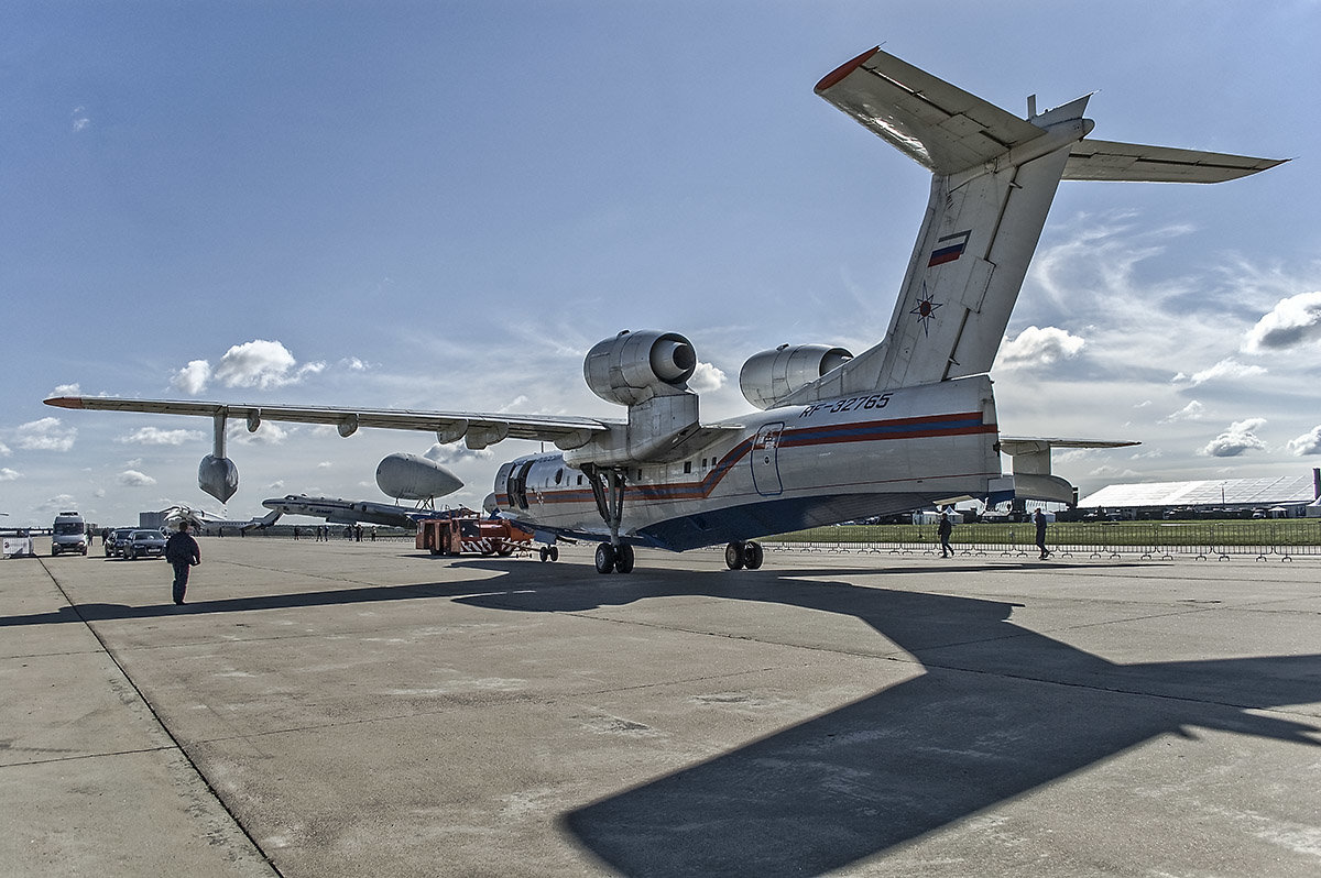 Самолёт-амфибия "БЕ-200". - Игорь Олегович Кравченко