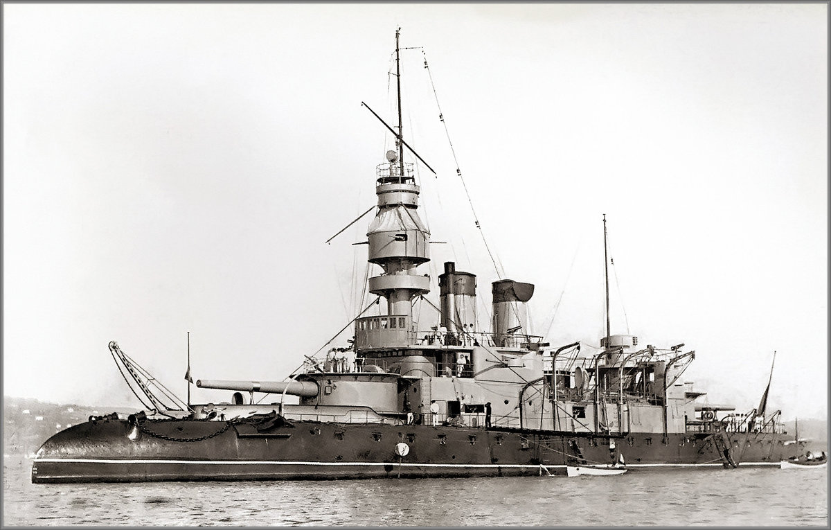 coast defense battleship "Jemmapes" in Toulon. - Александр 