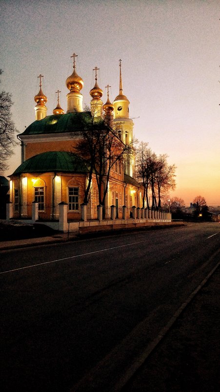 На исходе дня - Леонид Абросимов