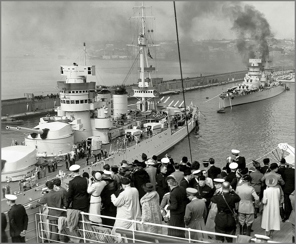 battleships "Conte di Cavour" and "Giulio Cesare", Napoli, 1938 - Александр 