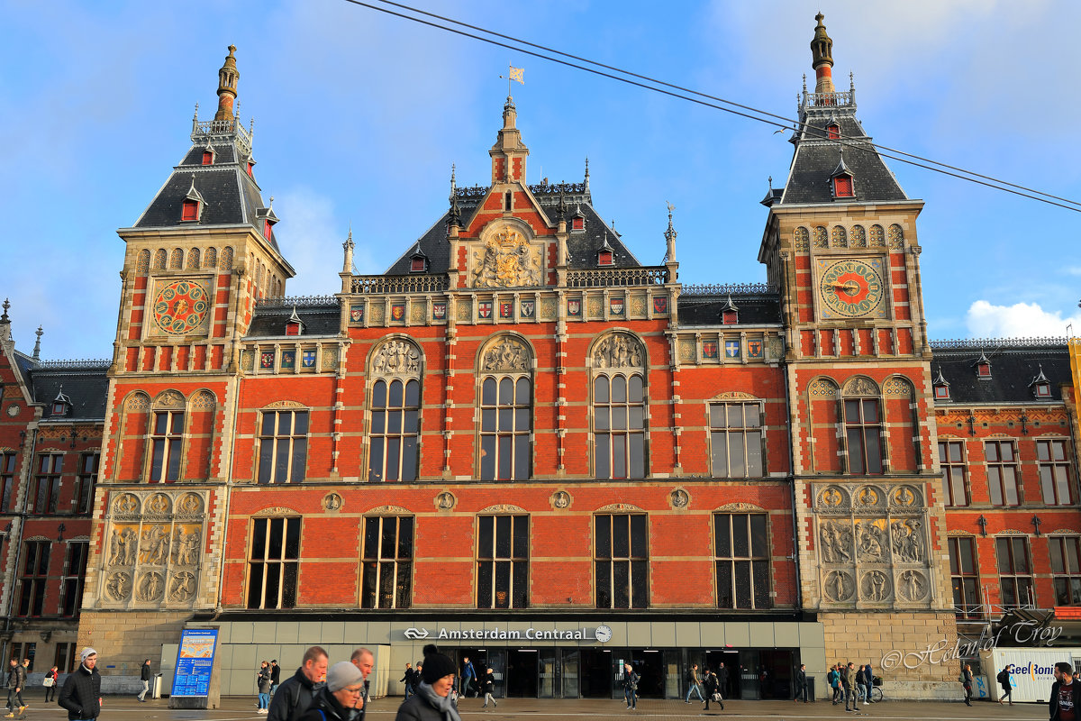 Amsterdam Centraal - Елена Зинченко Helen of Troy