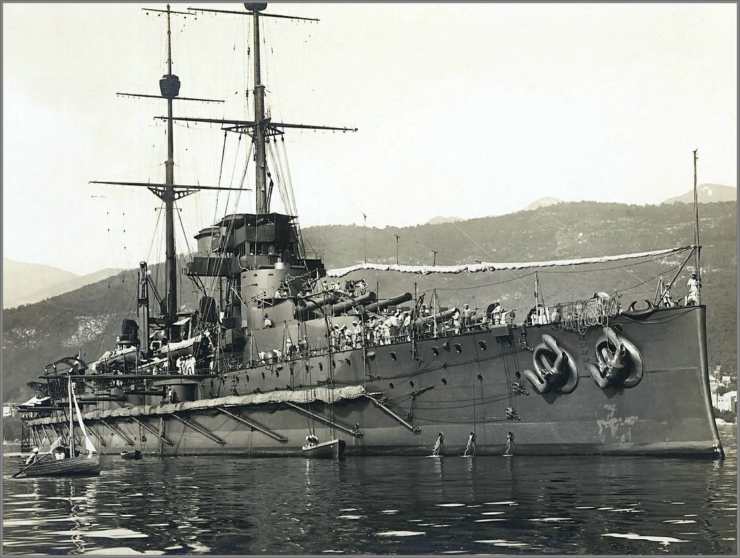 Austro-Hungarian battleship SMS "Viribus Unitis" in 1913. - Александр 