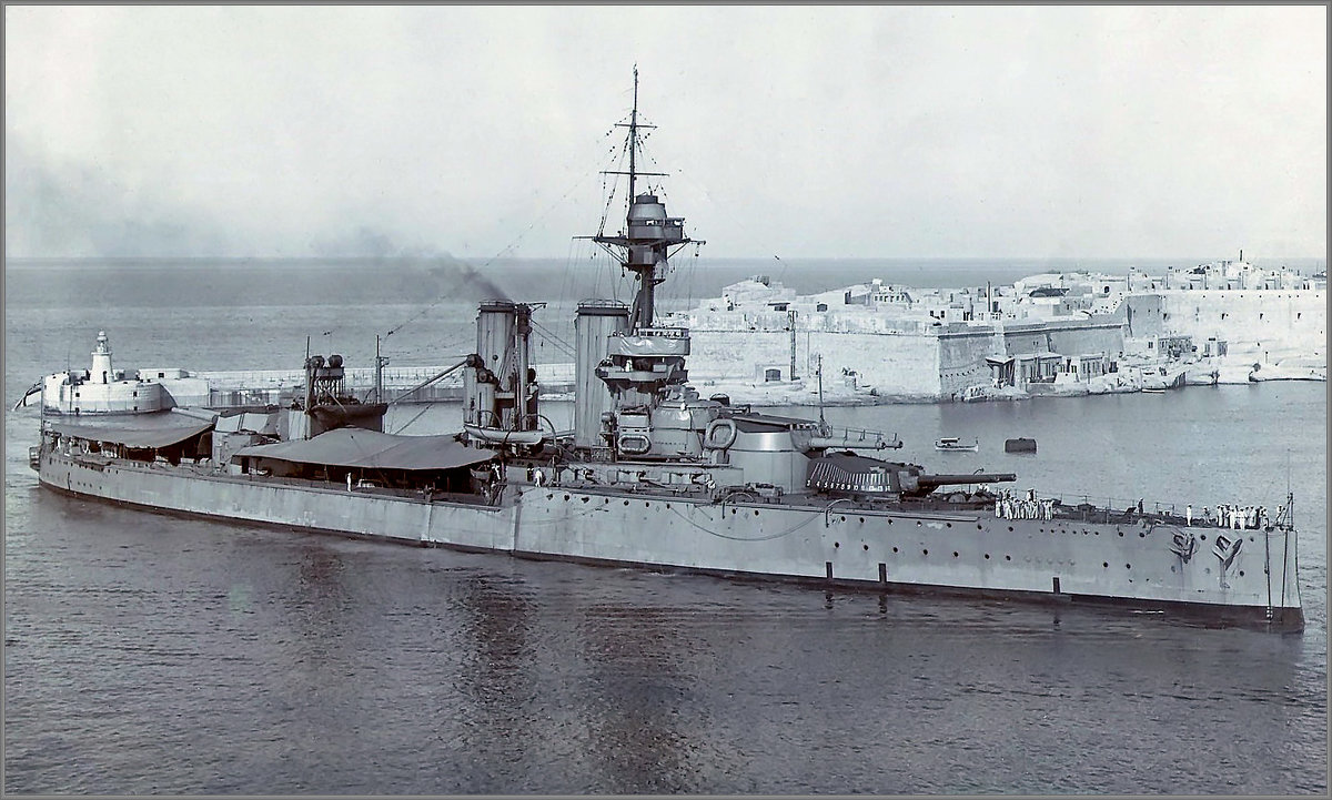 Battleship "HMS Ajax", Grand Harbour in Valetta, Malta, 1921. - Александр 