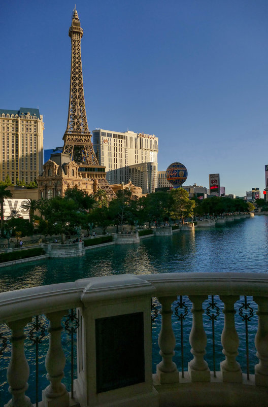 Отель Париж в Лас Вегасе (Paris Las Vegas) - Юрий Поляков