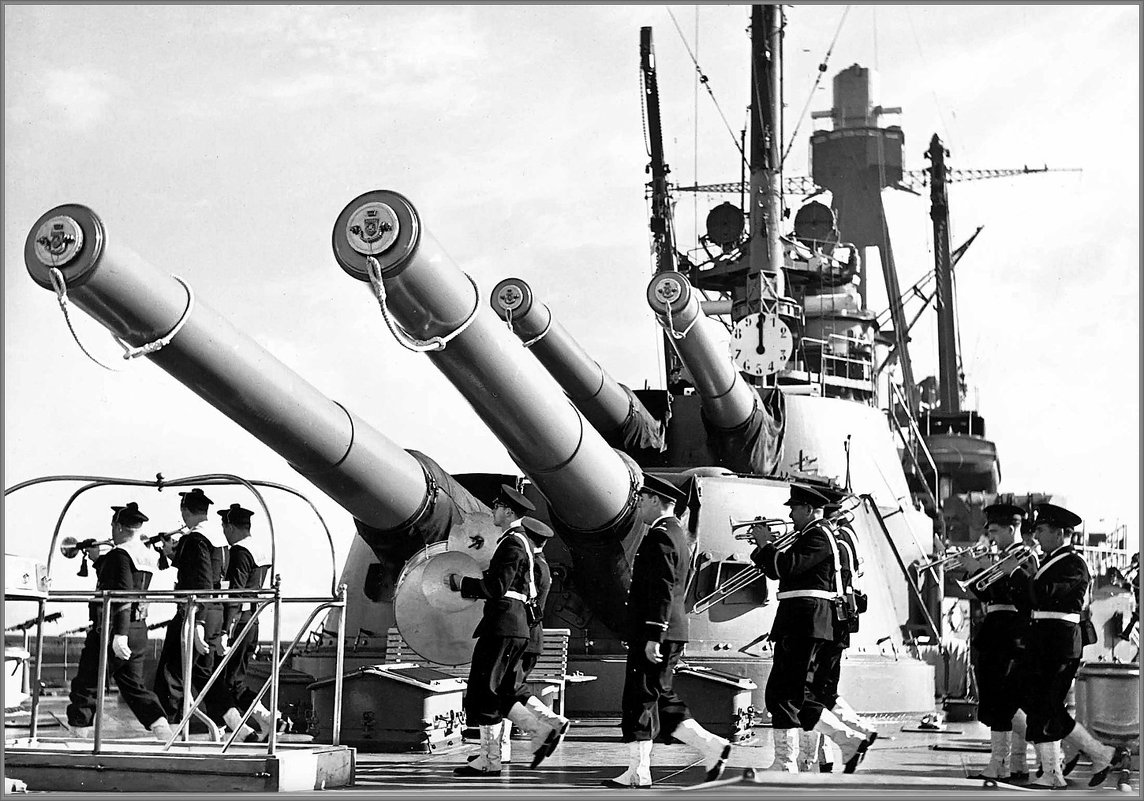 Band marching in front of the forward 12 guns on the French battleship "Paris", 1939. - Александр 