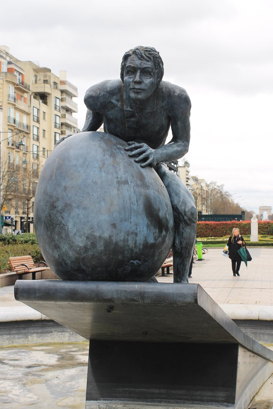 Парижские скульптуры - Эдуард Цветков