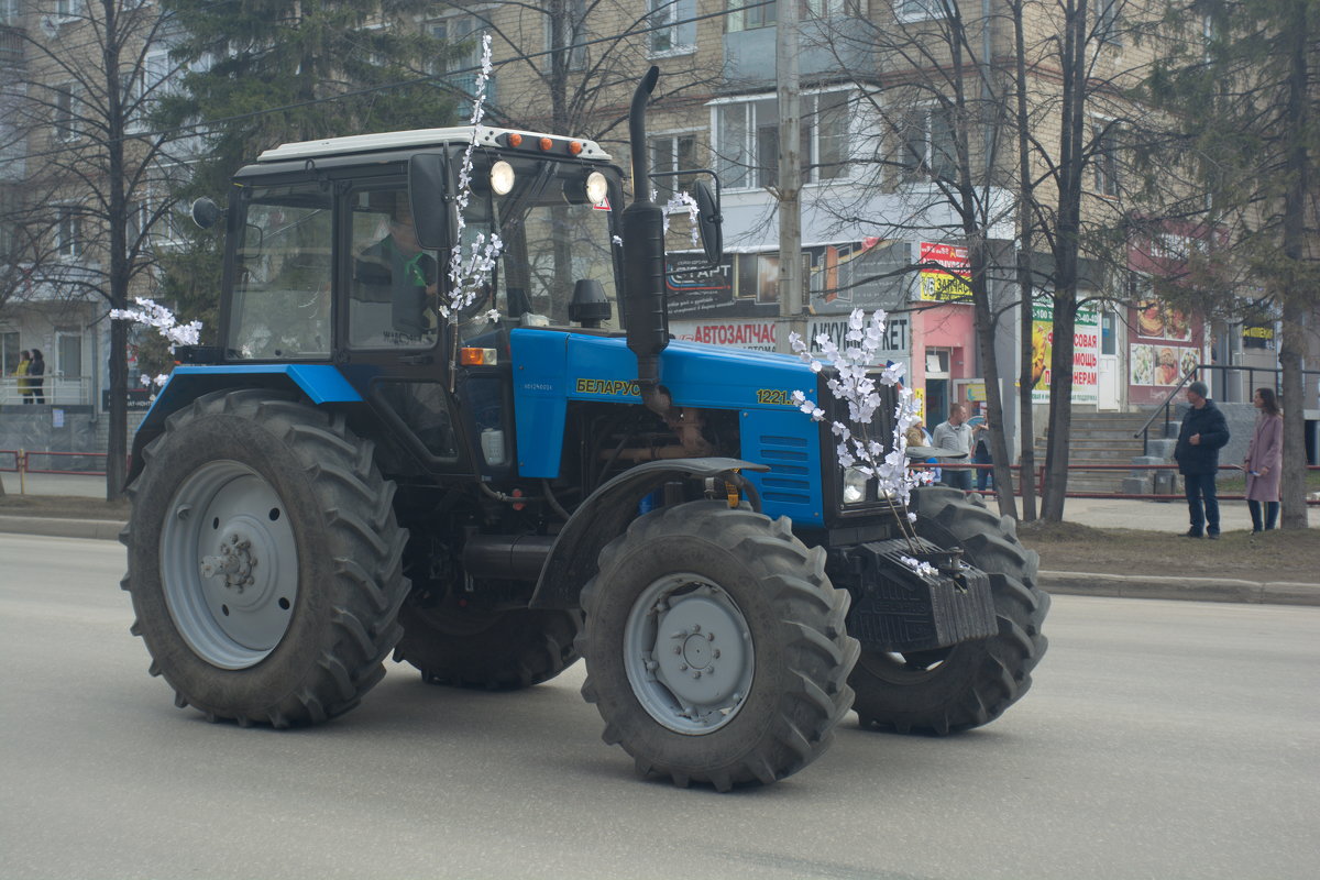 Прокати, нас, Петруша.... - Михаил Полыгалов