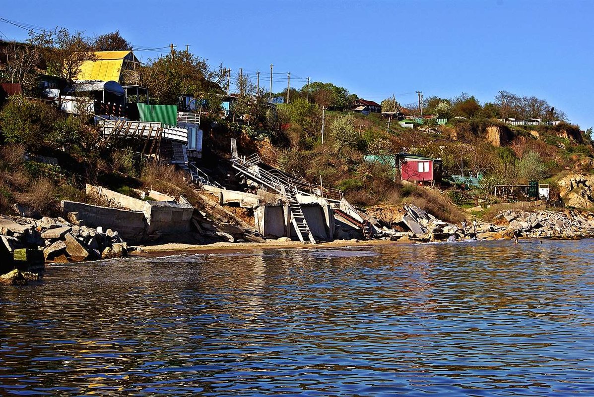 курени в оползневой зоне - Александр Корчемный