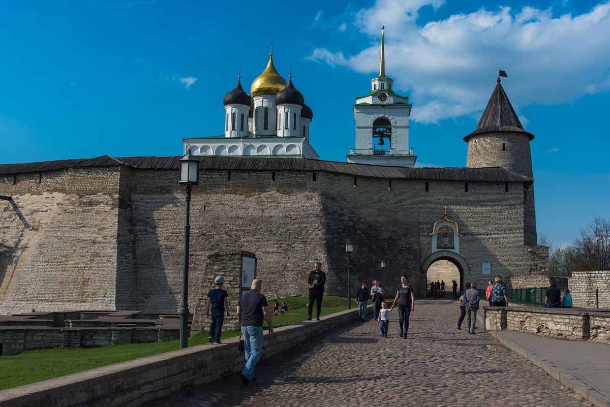 Псковский кремль-2. - Виктор Евстратов