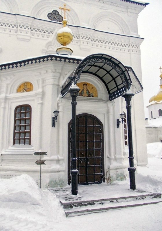 Двери храма - Галина Каюмова