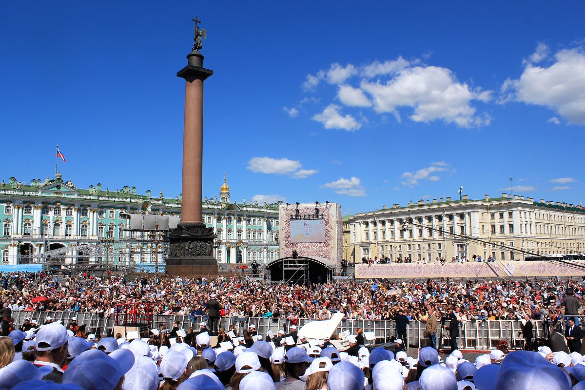 ВЫступление сводного хора ( 2000 человек ) на Дворцовой площади - Наталья Лунева 