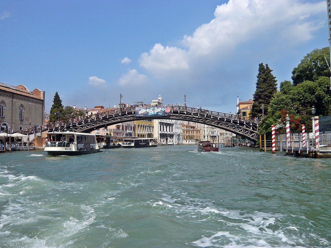 Венеция. Один из новых мостов - Татьяна Ларионова
