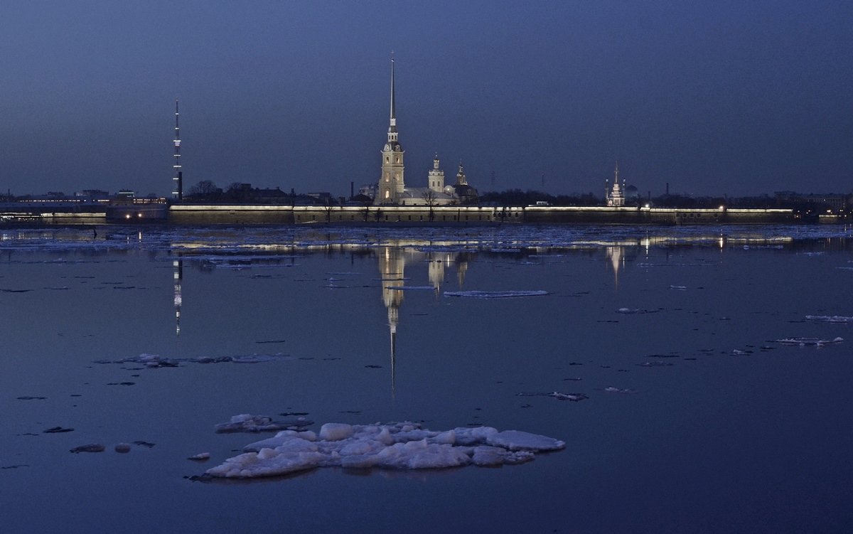 В апреле на Неве... - Алекс Б-в