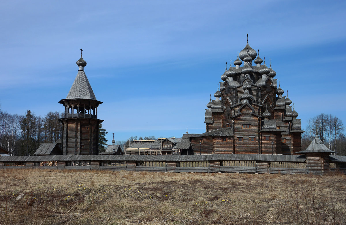 Покровская церковь и колокольня - Aнна Зарубина