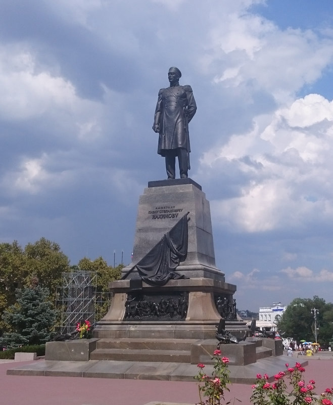 Памятник Нахимову в Севастополе - ofinogen 