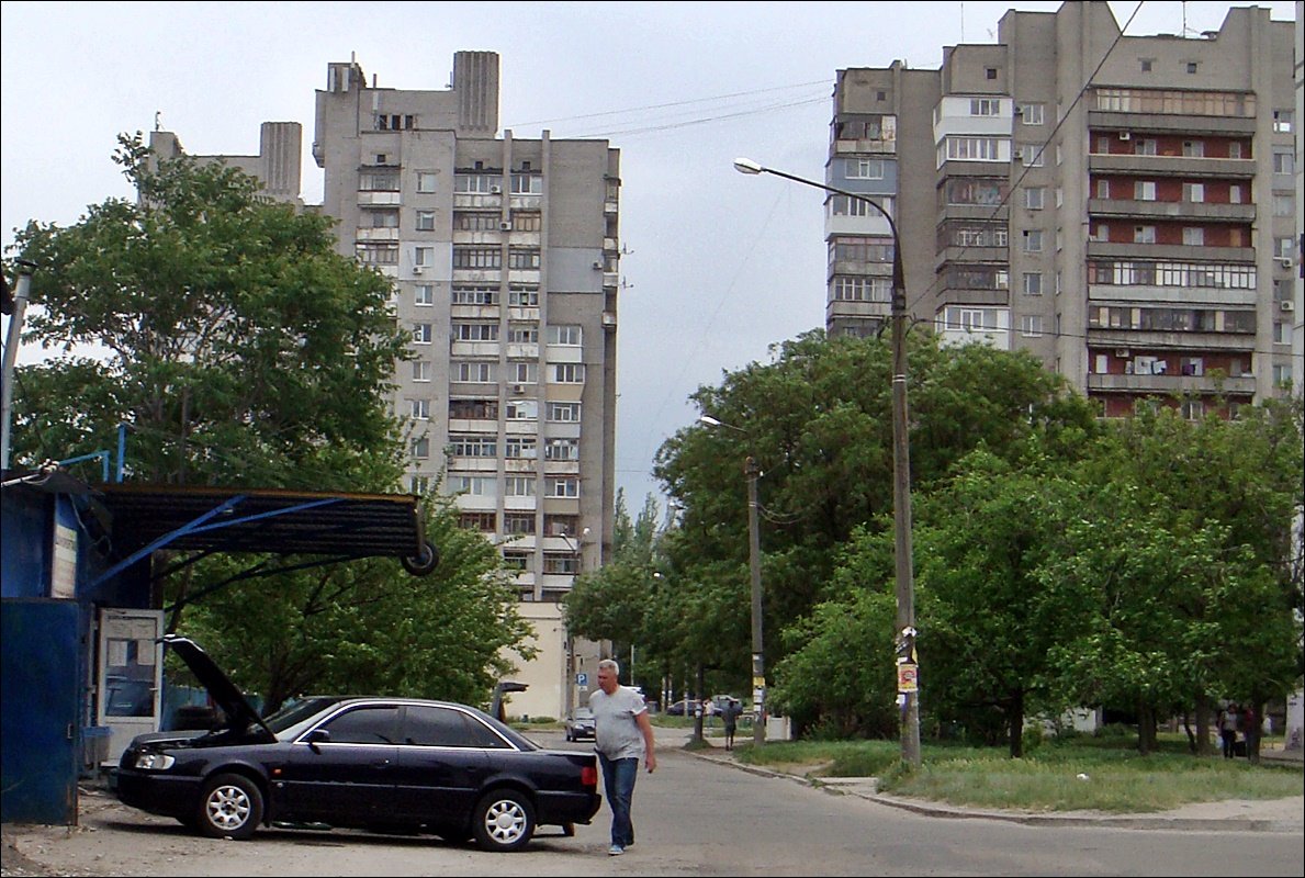 В нашем спальном районе - Нина Корешкова