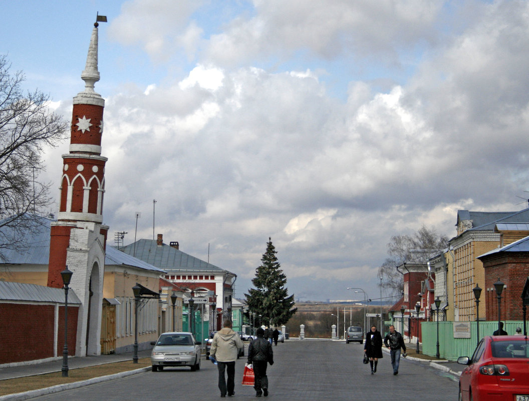 Своя "пизанская" башня..   Это не завал, это башня такая.. - ИРЭН@ .