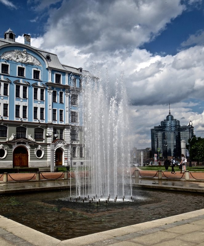 фонтан у Нахимовского училища - Елена 