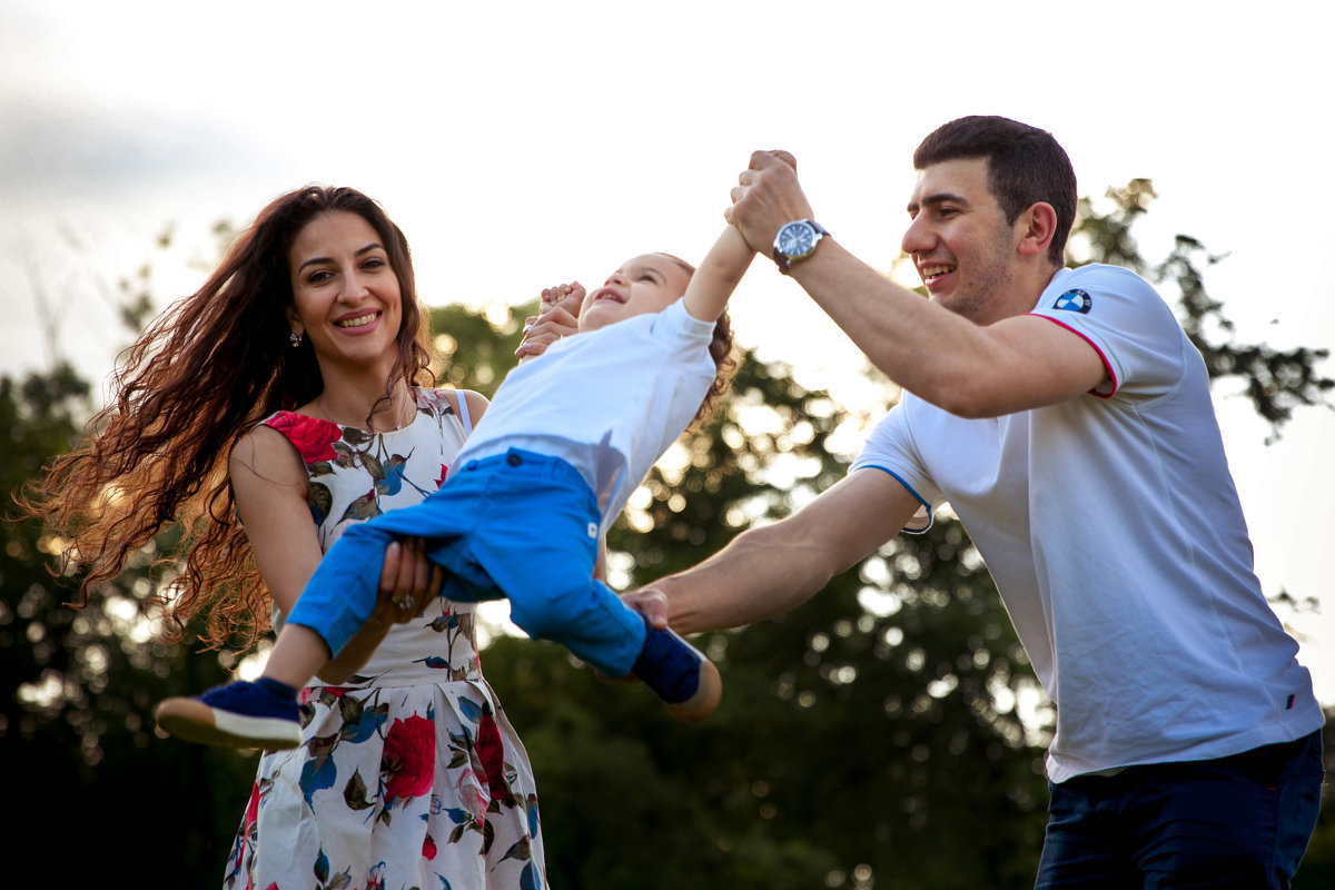 Армянская семья в Польше - Макс Кальченко