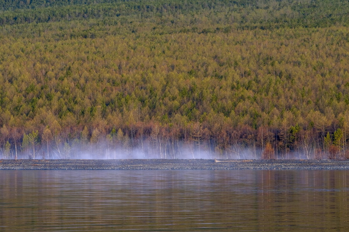 остатки утреннего тумана на Байкале - Георгий А