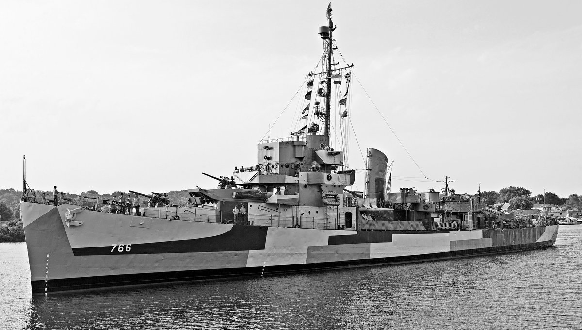 USS "Slater" (DE -766).class Cannon.эскортный миноносец. - Александр 