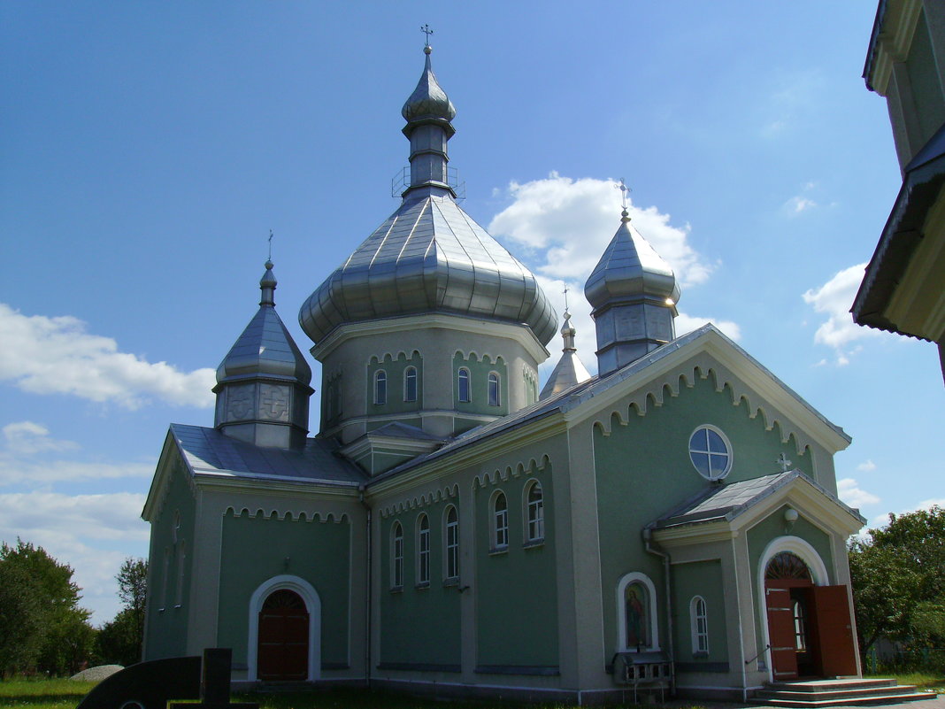 Греко - католический   храм   в   Пнёве - Андрей  Васильевич Коляскин
