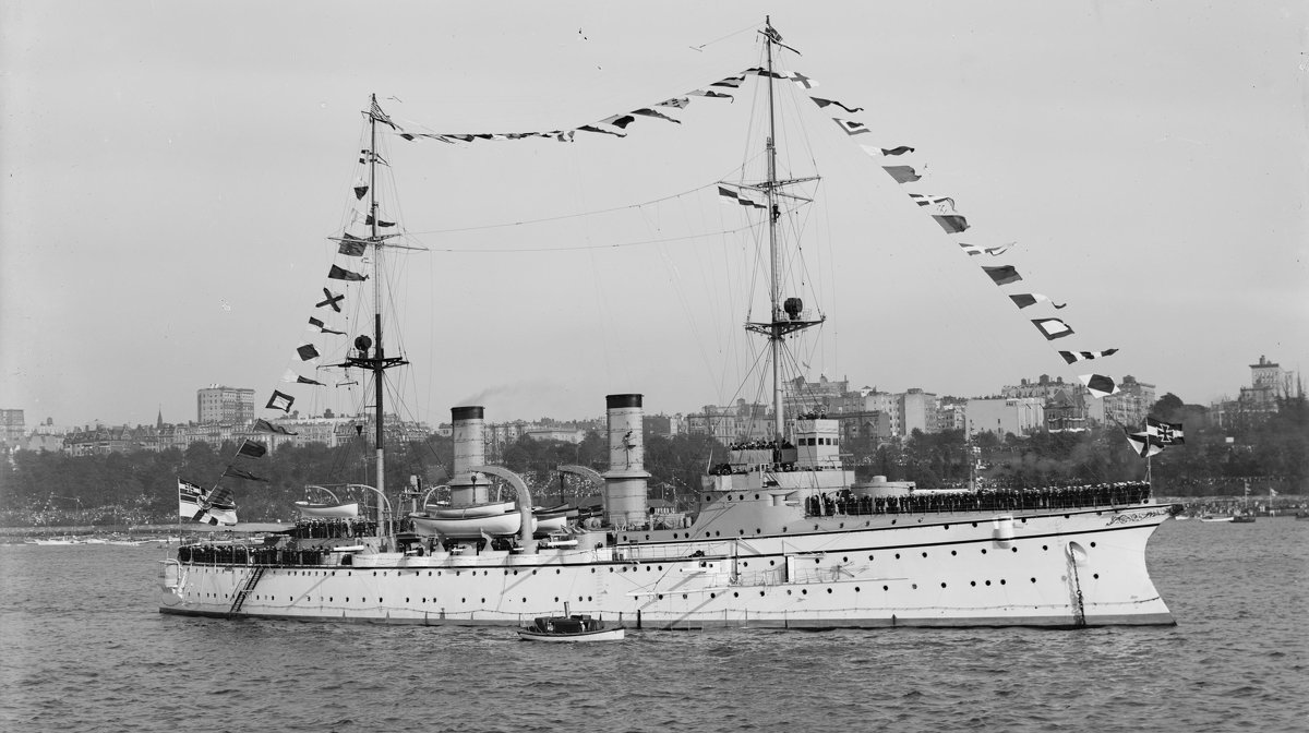 German light cruiser "Hertha". - Александр 