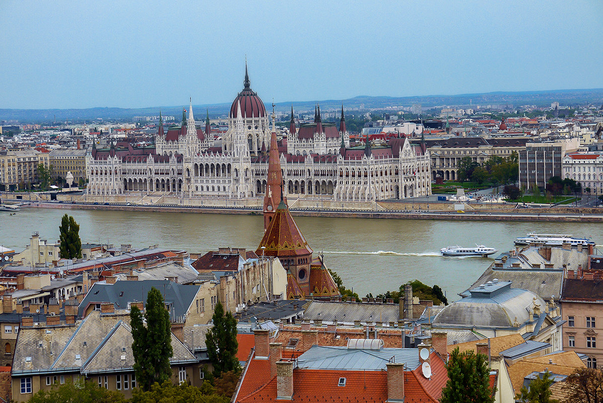 Самый красивый город на Дунае - Olga F