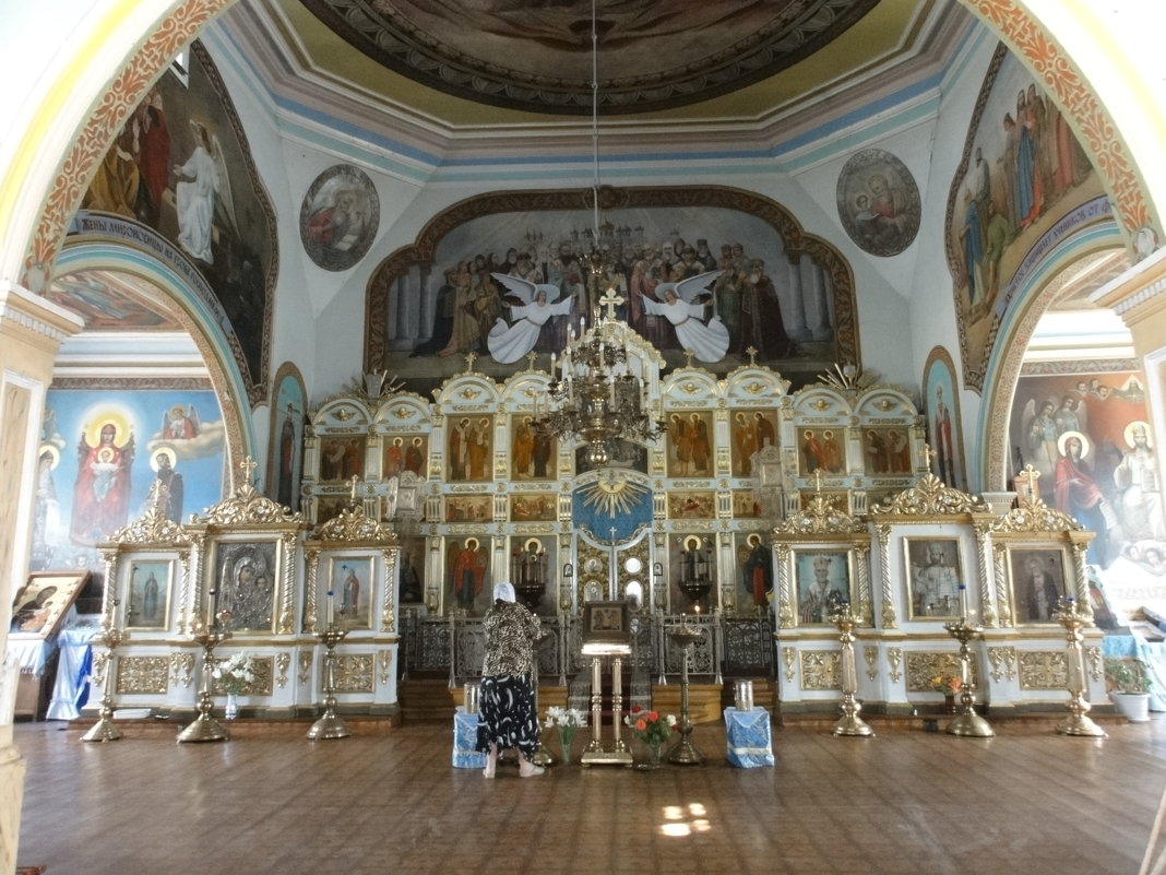В церкви Казанской Божьей Матери - марина ковшова 