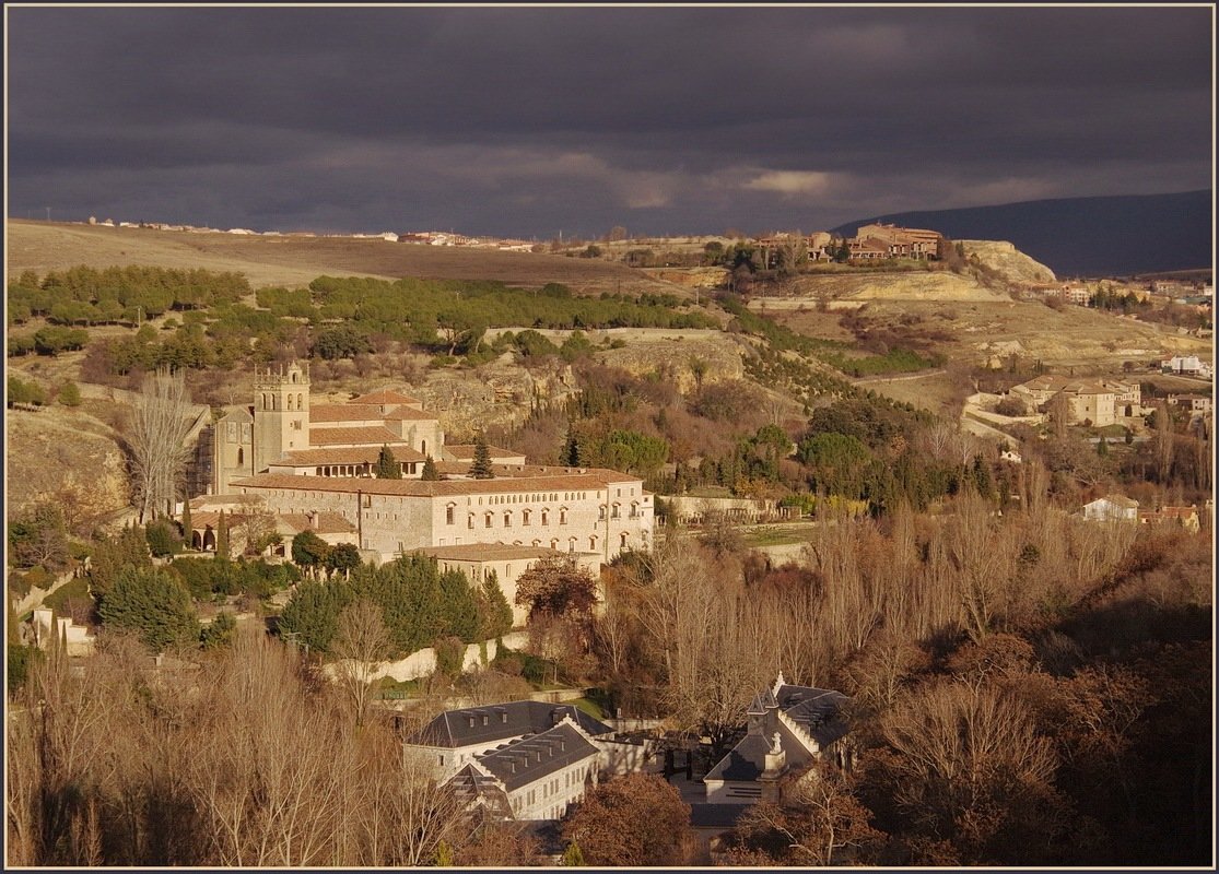 Segovia. Monasterio Santa María del Parral. - Николай Панов