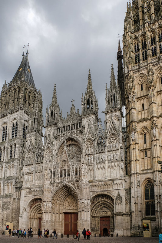 Руан. Cathédrale Notre-Dame de Rouen, Собор Руанской Богоматери. - Надежда Лаптева