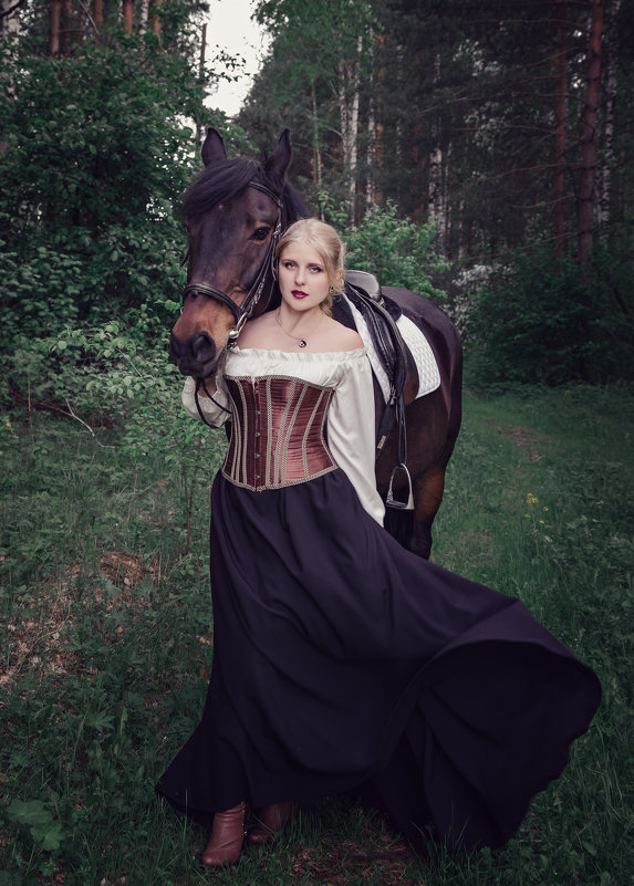 Девушка с лошадью - Наталья Жильцова