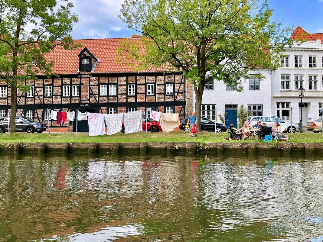 г. Lübeck Дворики в доль реки - Вадим Вайс