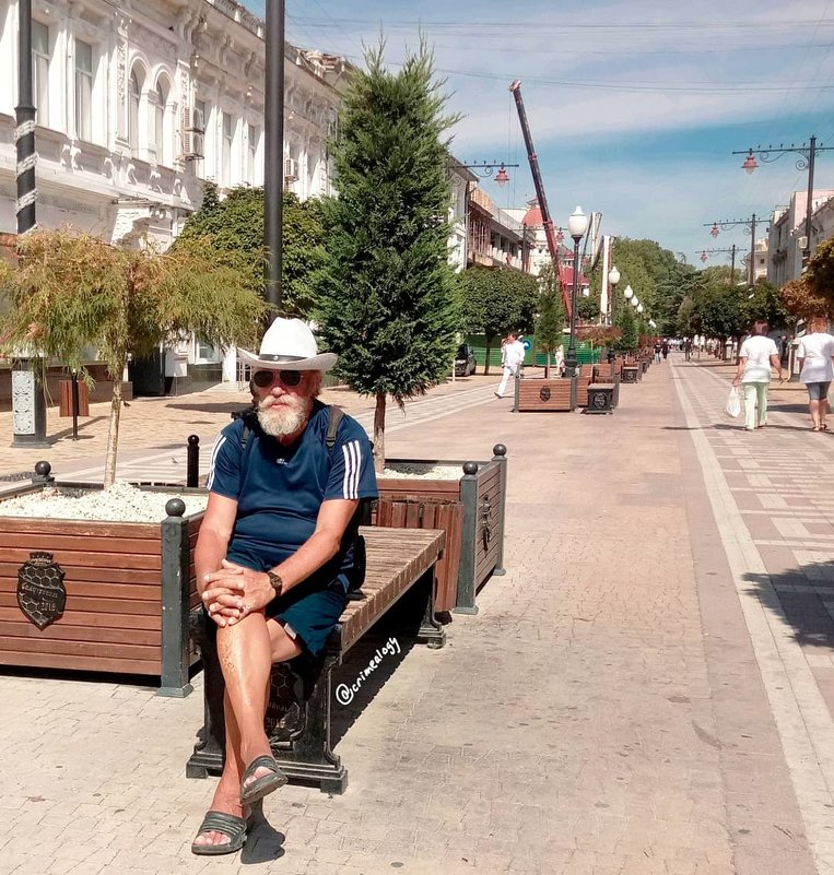 Улица Карла Маркса... Симферополь... Karl Marx street... Simferopol... - Сергей Леонтьев