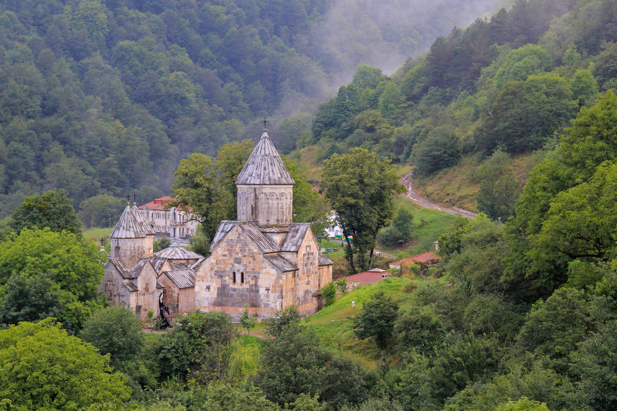 Монастырь Агарцин (Haghartsin Monastery ) - skijumper Иванов