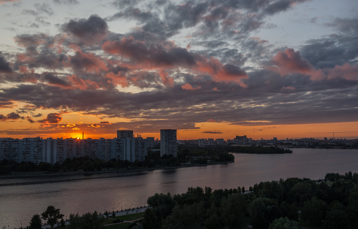 Московские закаты - Владимир Брагилевский