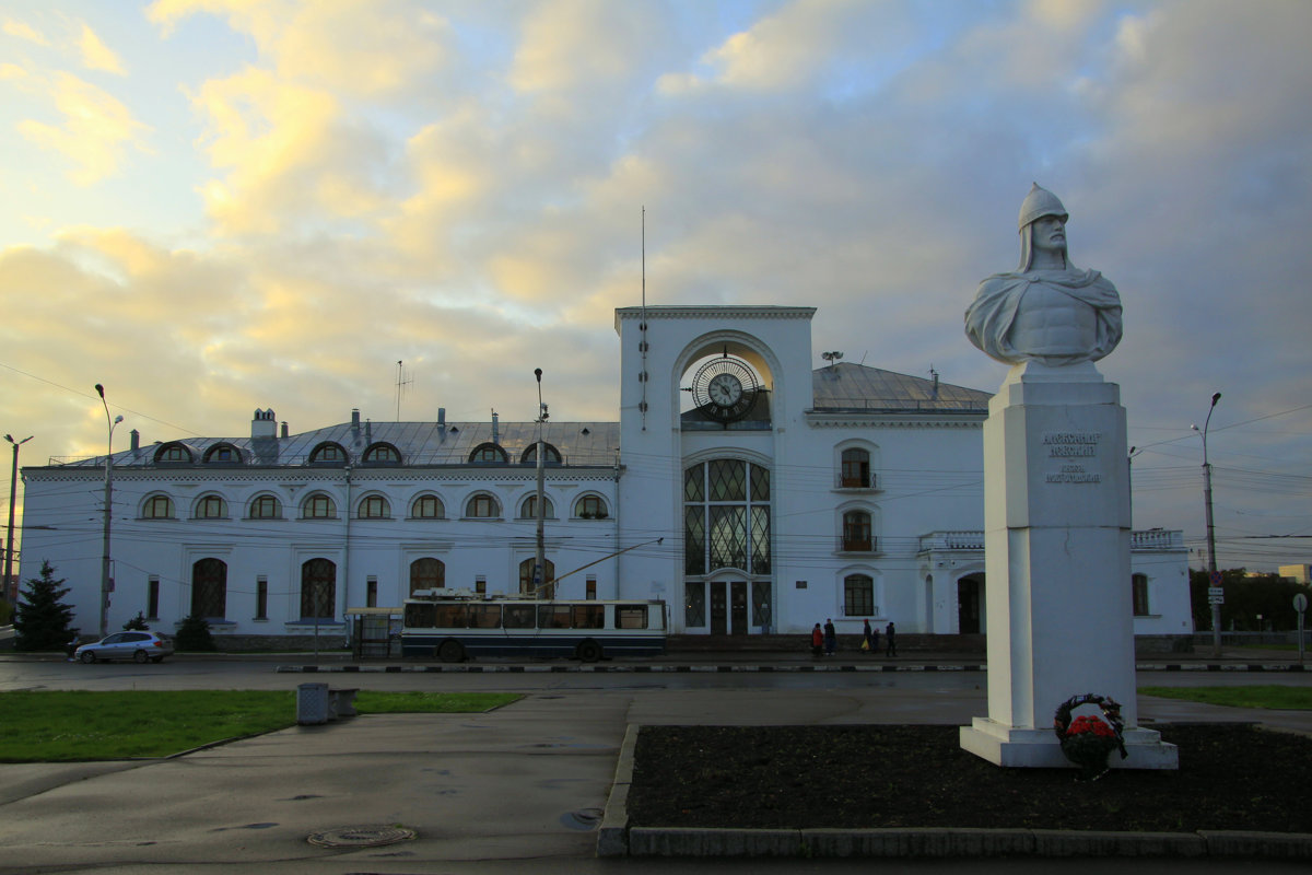Железнодорожный вокзал - Валентина 