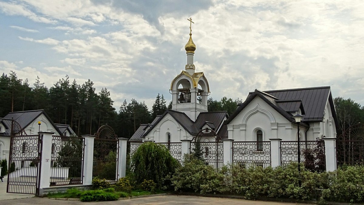Звонница и трапезная православного комплекса - Милешкин Владимир Алексеевич 