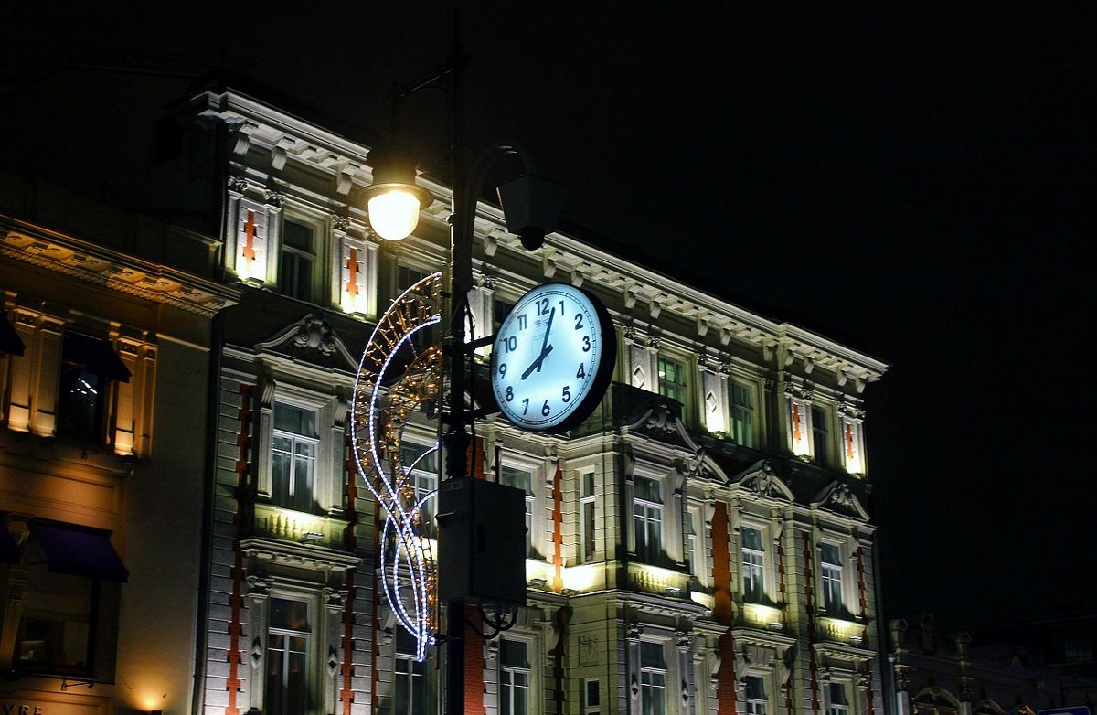 Городские часы - dindin 