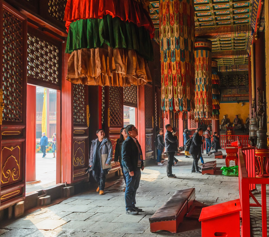 Тибетский буддийский храм Юнхэгун. - Анатолий Щербак