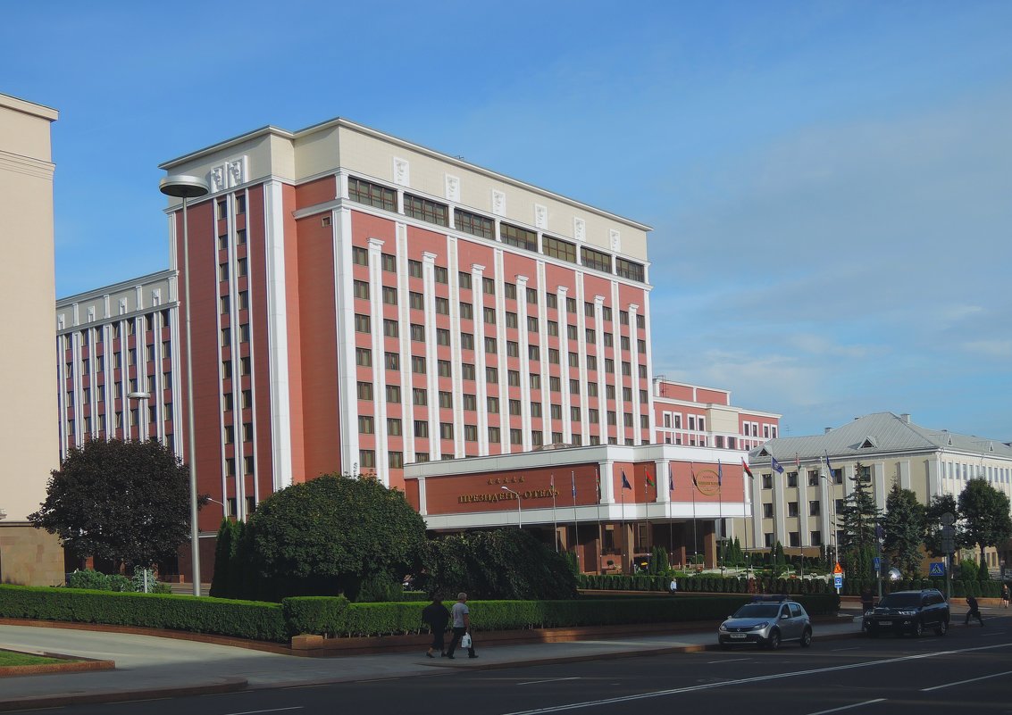 Отель - Александр Сапунов