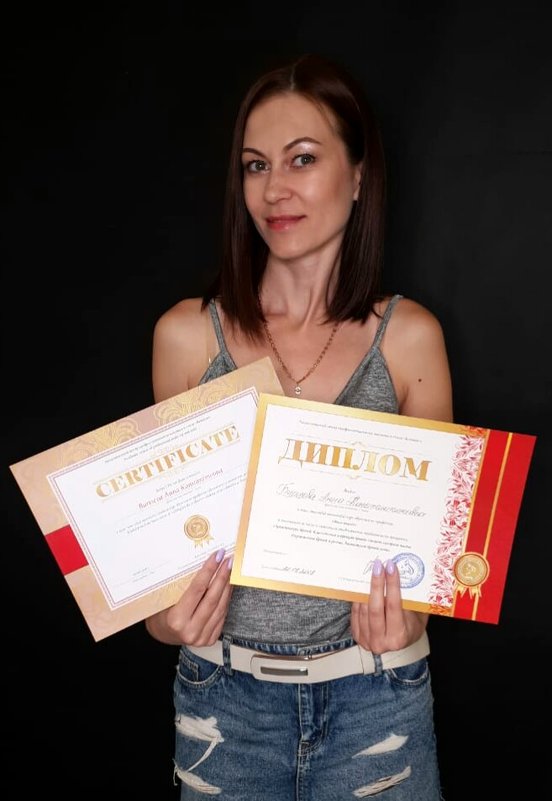 визажист с сертификатами - Анна Бурцева