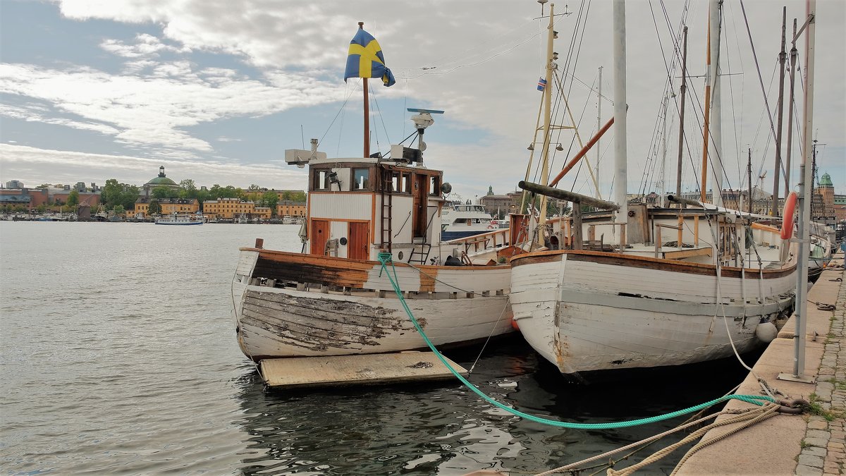 Корабли на набережной Стокгольмa - wea *